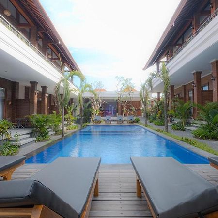 Bali Bata Canggu Guesthouse מראה חיצוני תמונה